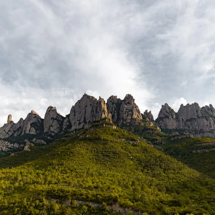 Navigate Montserrat Like a Local: Your Essential Guide to Public Transport Apps