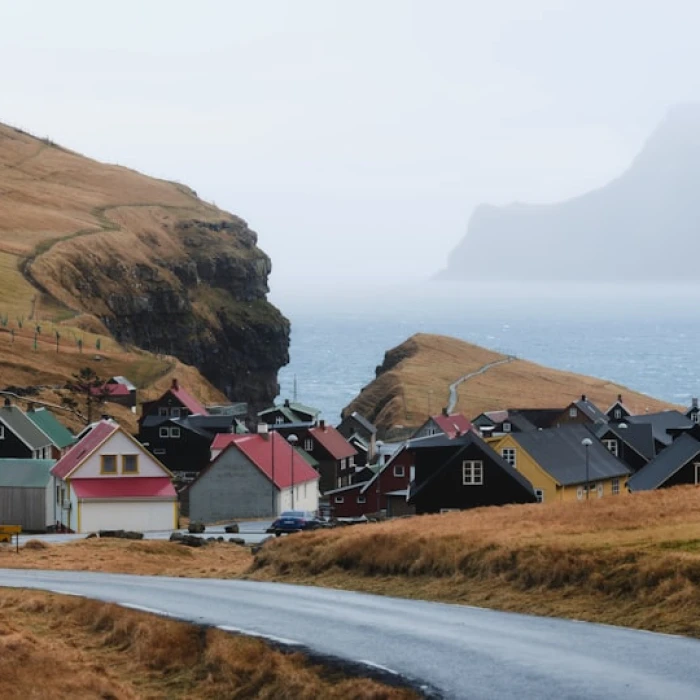 Navigating the Faroes Safely: 10 Tourist Scams & Pitfalls to Avoid in the Faroe Islands