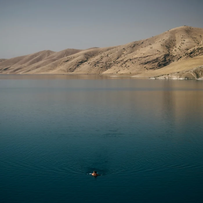 The Rhythmic Heartbeat of Mesopotamia: Exploring Traditional Iraqi Music & Dance