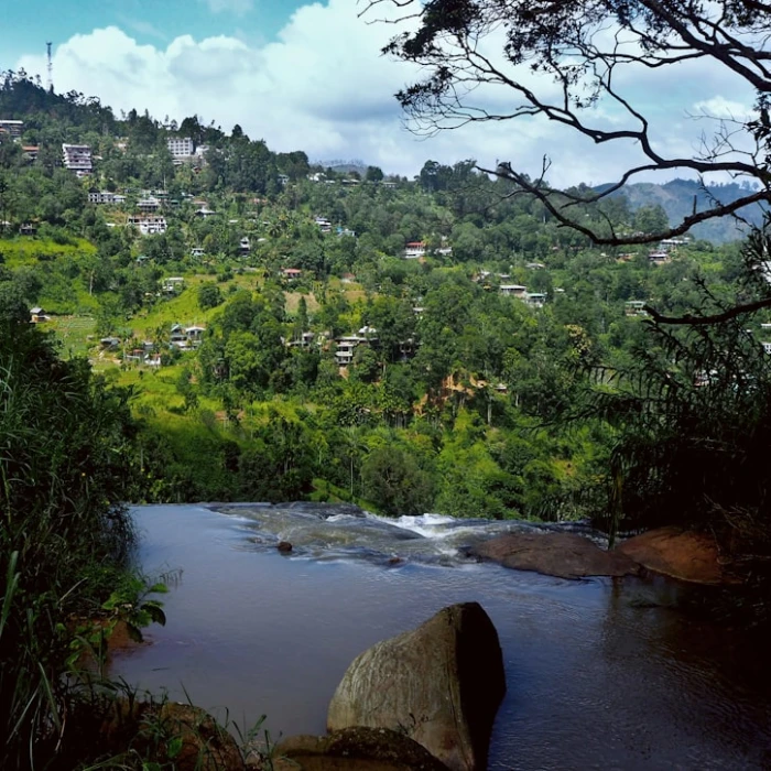 Discover Sri Lanka's Hidden Gems: Best Small Towns for an Unforgettable Weekend Trip
