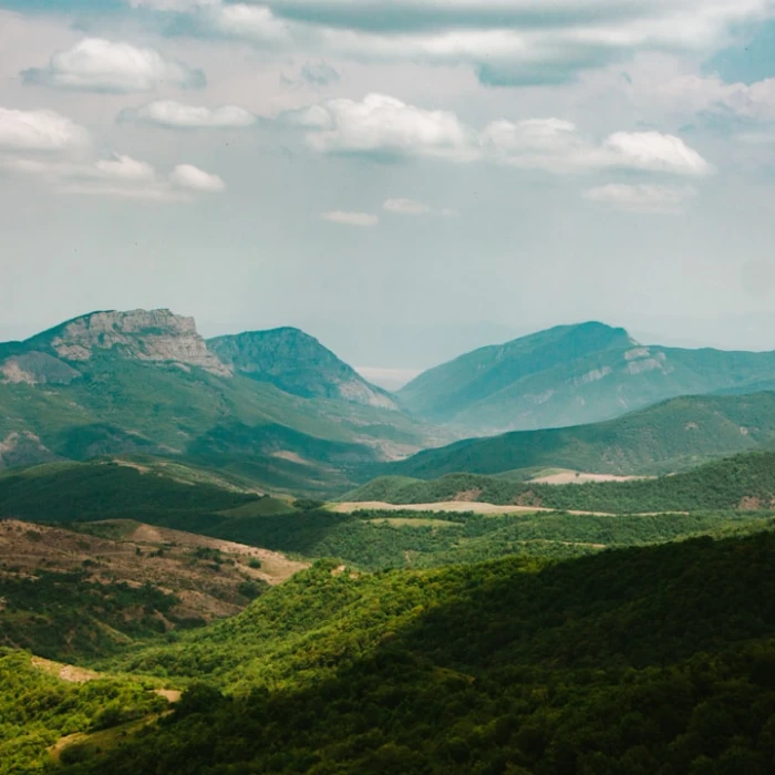 Georgia's Most Breathtaking Bus Rides: Scenic Routes You Can't Miss