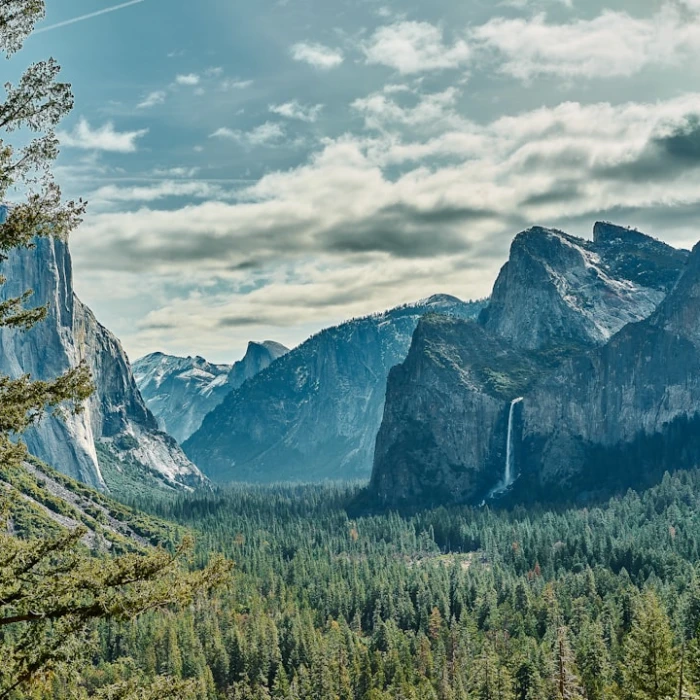 Discover North America's Top Kayaking & Canoeing Destinations
