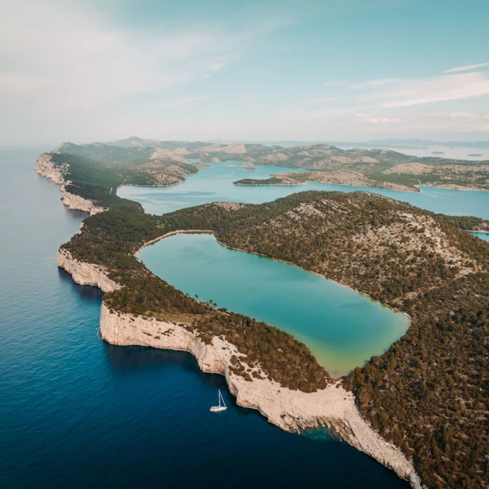 Croatia's Hidden Pulse: Unveiling Vibrant Underground Scenes & Subcultures