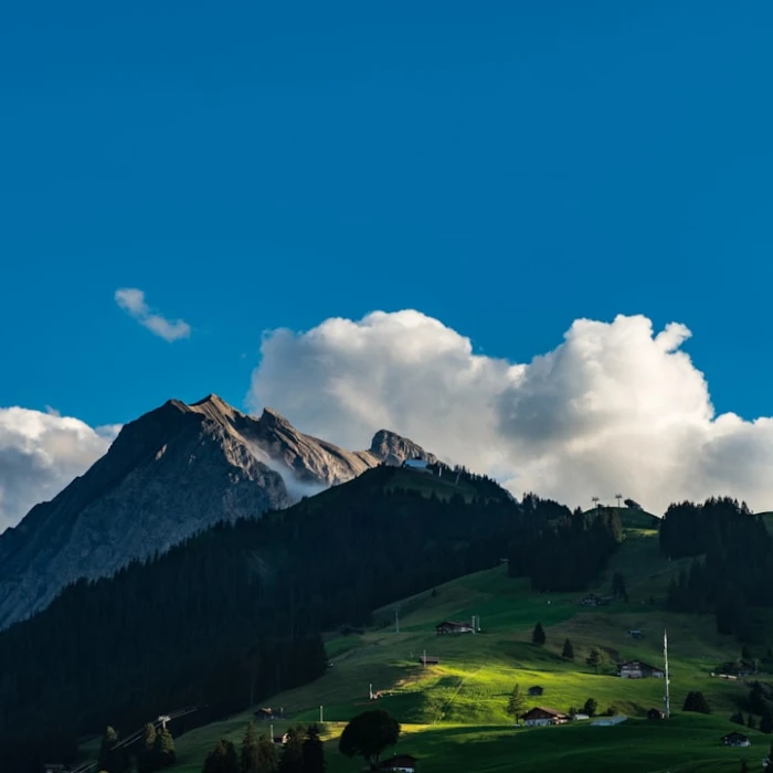 The Best Places for a Scenic Cable Car Ride in Switzerland