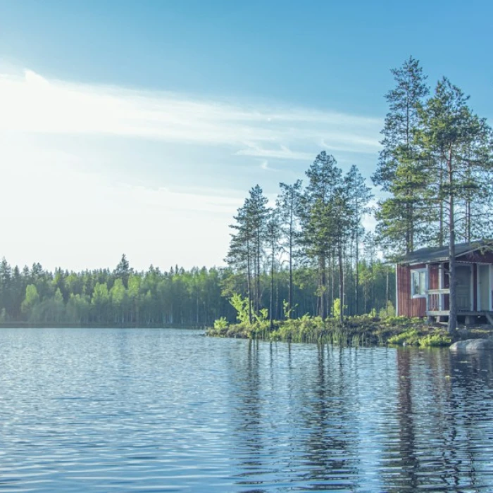 Uncover Finnish Fashion: Your Guide to the Best Local Clothing Markets