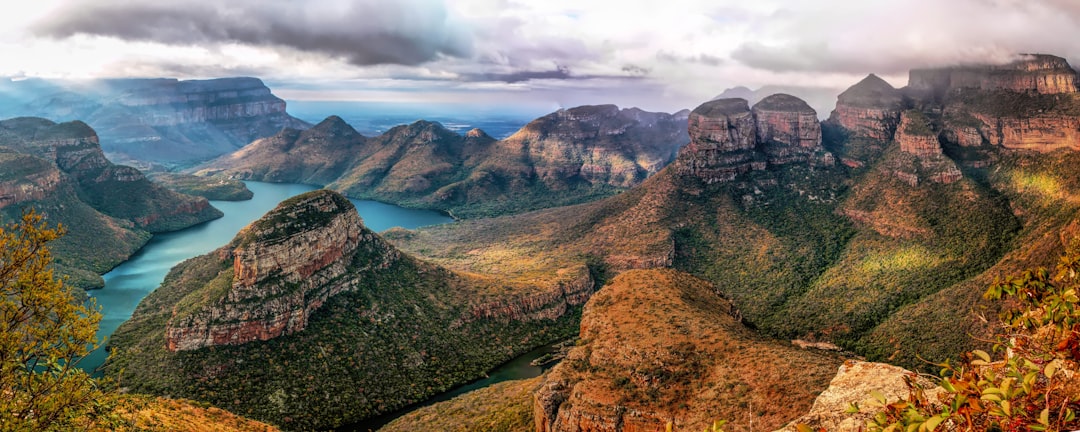 Discover South Africa's Top Morning Run Spots: Scenic Routes & Safety Tips