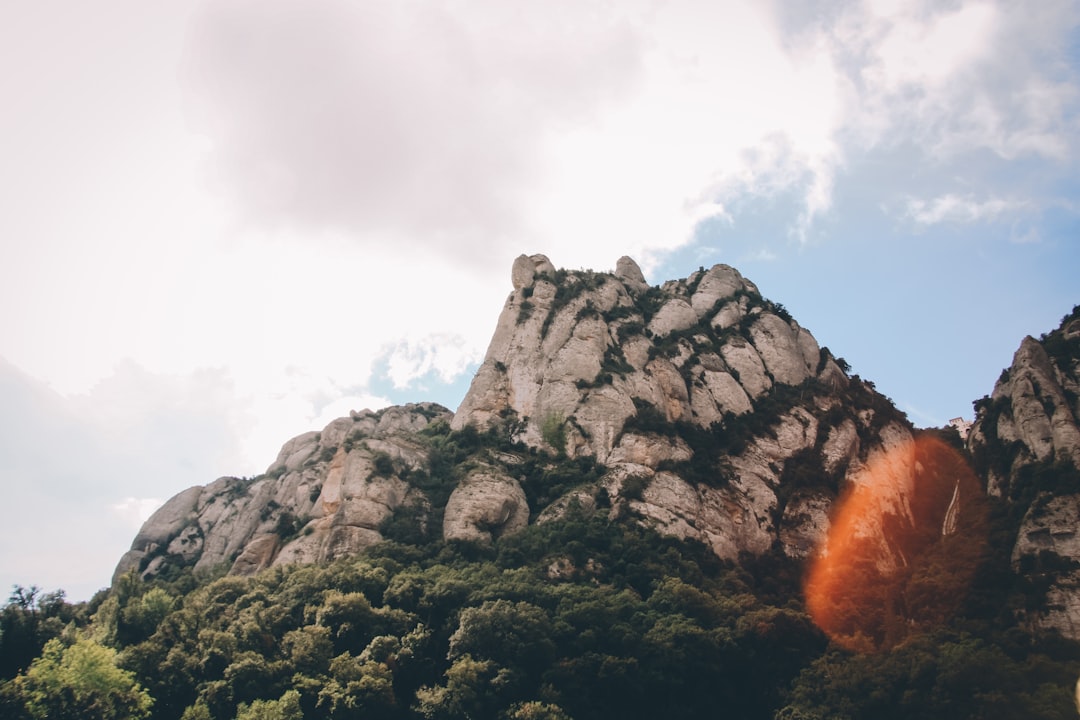 Explore Spain's Grandest Statues & Monuments: Your Ultimate Guide