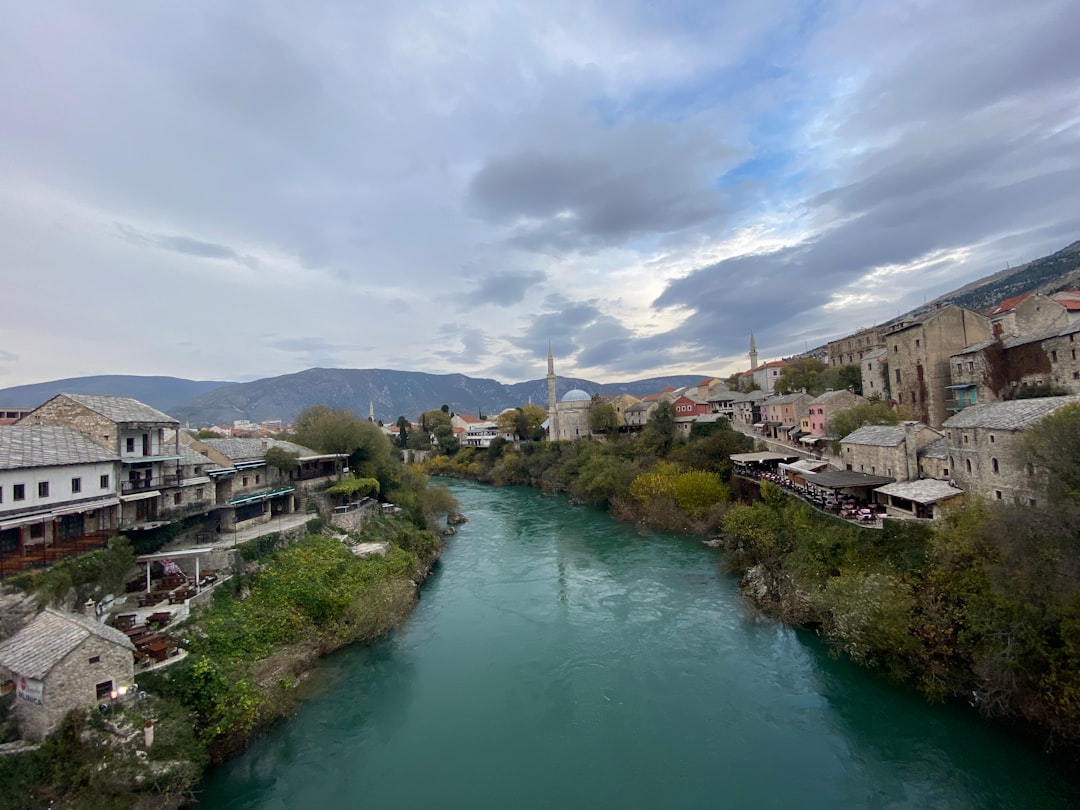 Essential Safety Tips for Renting a Car in Bosnia and Herzegovina