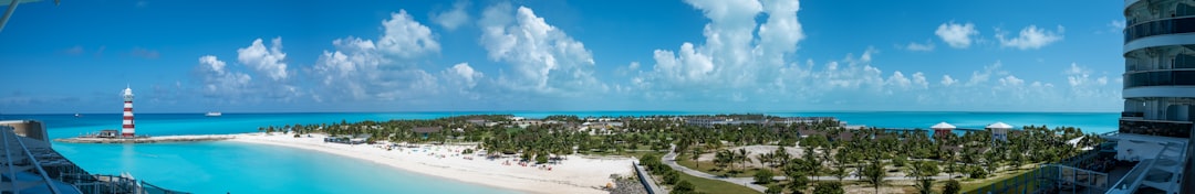 Your Beginner's Guide to Public Transportation in the Bahamas