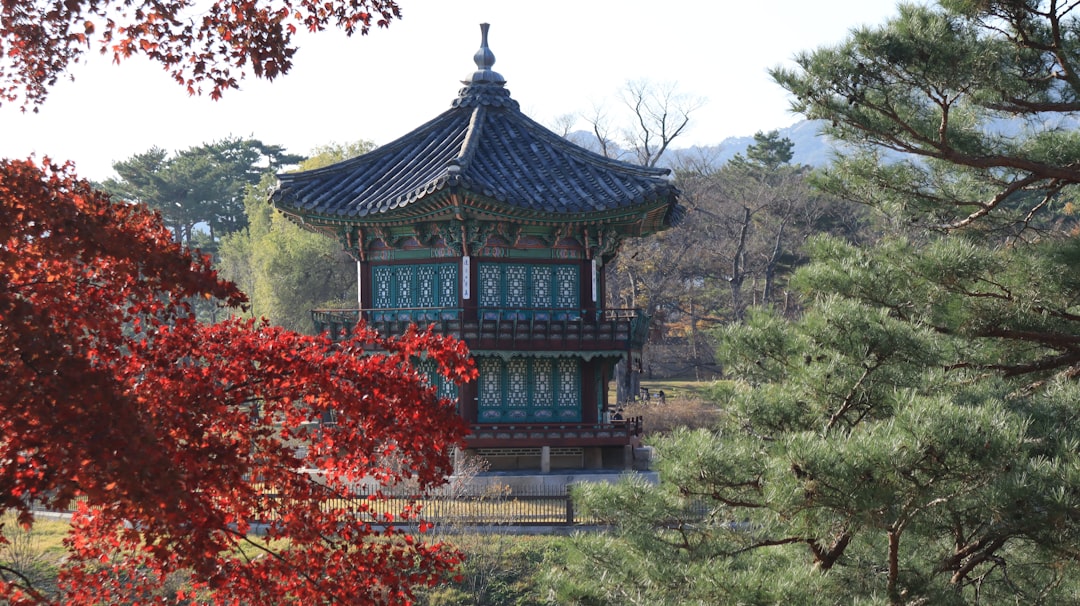 Discover Authentic Korea: Top Local Crafts Workshops for Tourists