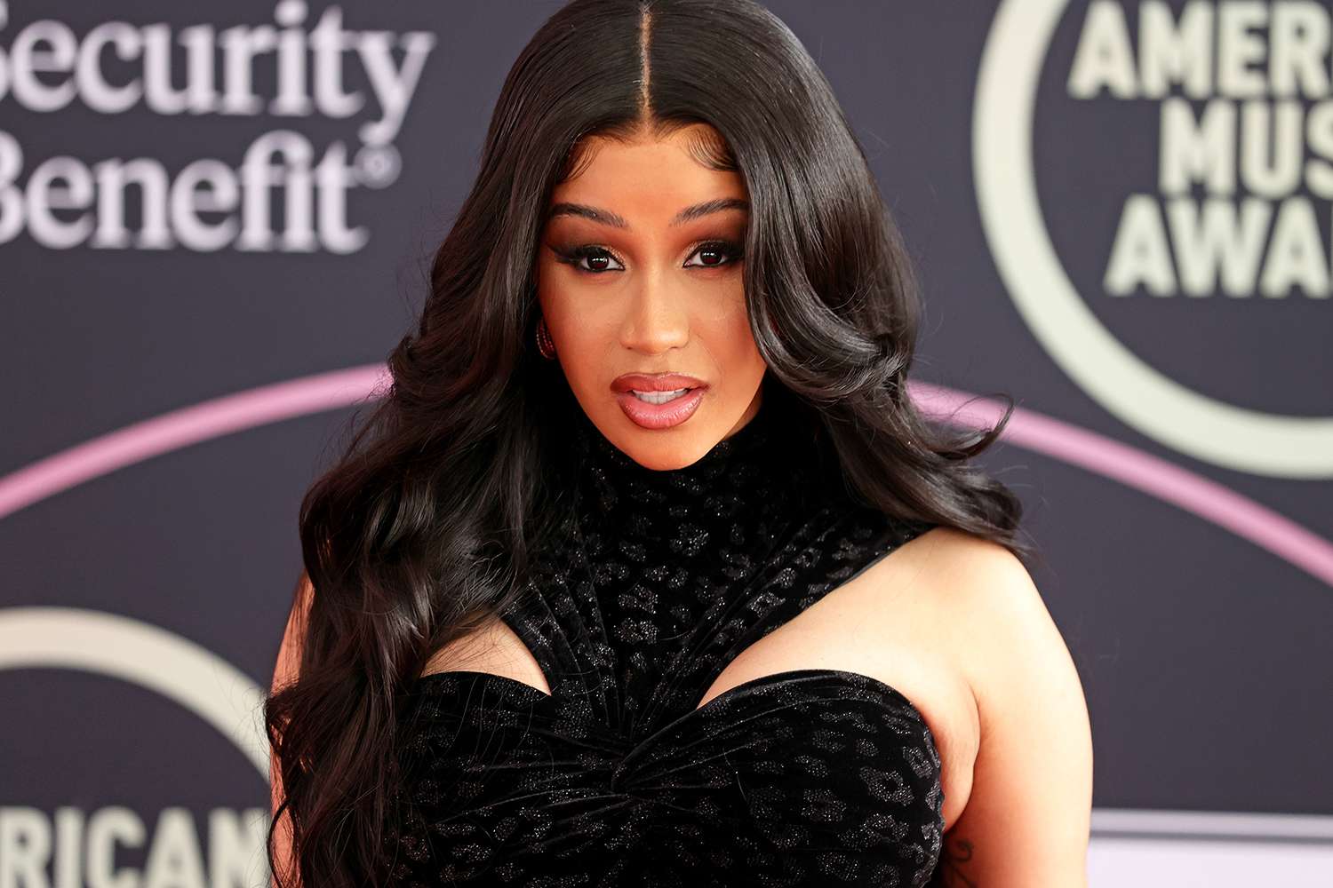 Cardi B's Microphone Throw: Concert Drama Ends as Charges are Dropped